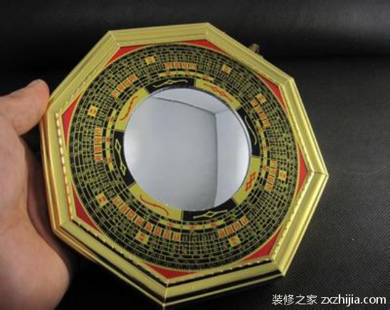 八卦镜