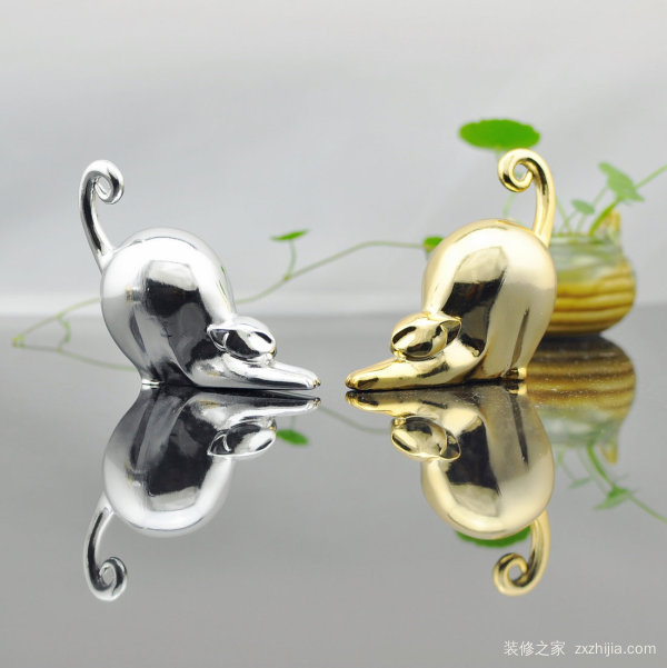 办公桌装饰品