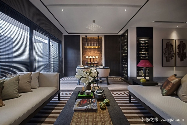 客厅装饰酒柜