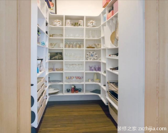 储物间效果图