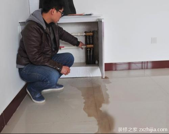 地暖漏水