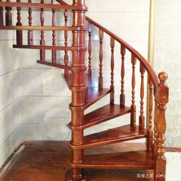 旋转楼梯价格