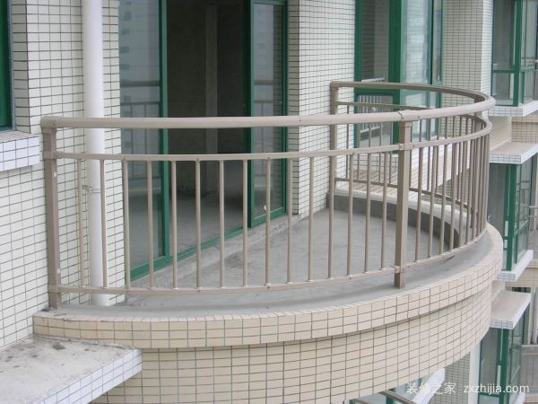 阳台装修护栏