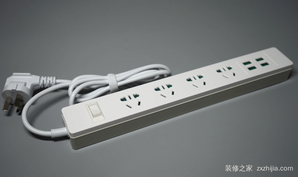 移动插座