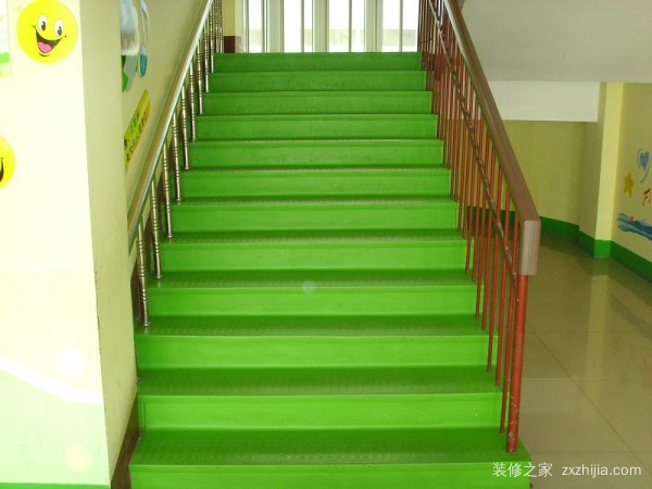 楼梯踏步尺寸