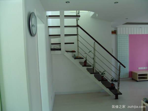 钢架楼梯