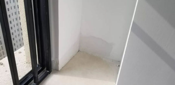墙面渗水怎么修