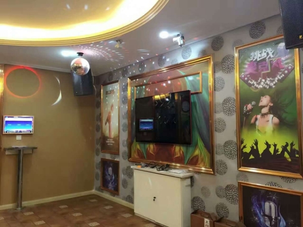 歌厅装修