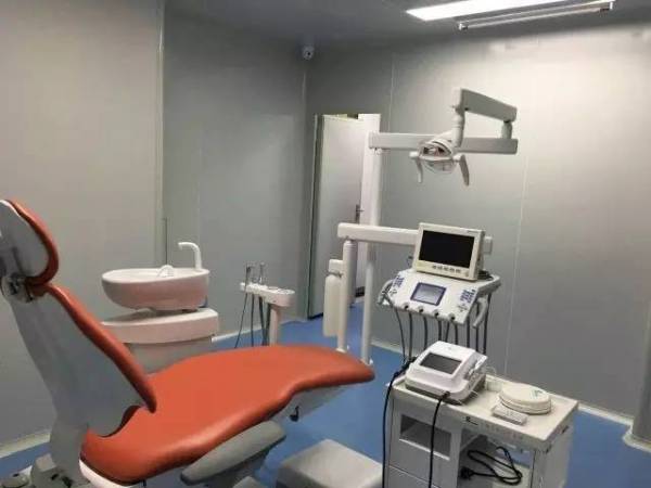 100平米口腔装修设计