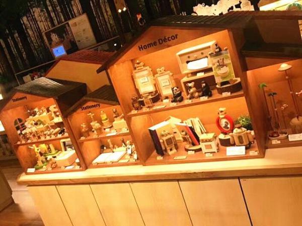 软装饰品店